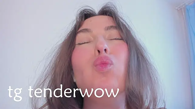 Tenderalise - topless? topless!