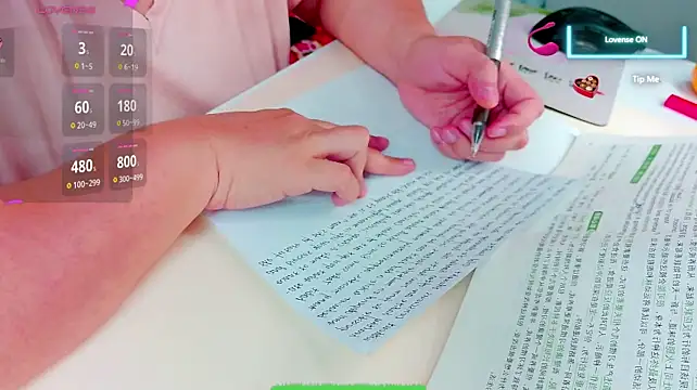 Angel99ecup - 看BB丝袜脚脚小粉插入菊花手指疯狂抽插到菜单下单