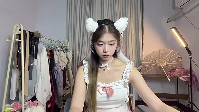 Xiaokun1008 - 换衣服古风舞蹈一支