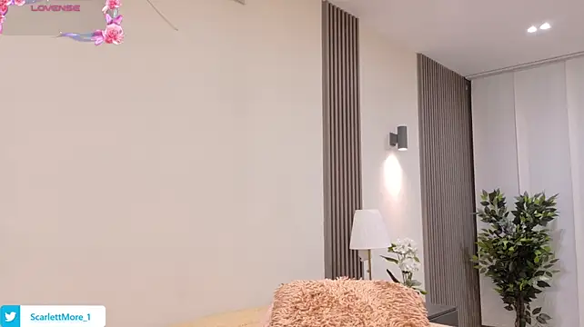 ScarlettMore - NAKED DANCE SEXY
