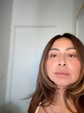 Vixen_allure - FINGERS PUSSY + 2 MIN DE LUSH LT