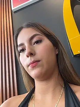 Valeria-escobar - FUCK ME IN FRONT A GIRL IN PUBLIC🔥