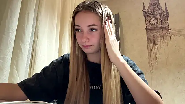 MarkitaHersch - make my shirt wet