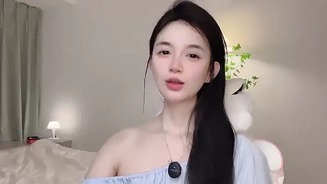 Annie-3 - 泡泡抹香肩 涂美胸 小粉控制3min