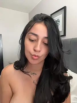 Only_danny - Get naked and rub clit