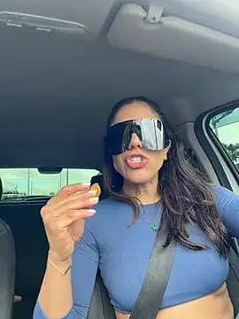 ViolettLuxe - Moan in the Car