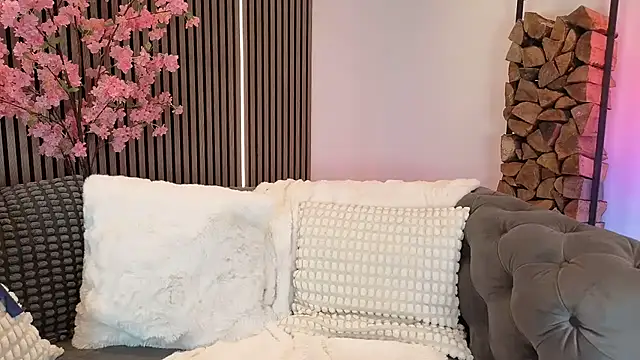 Lara-CumKitten - LT get Hot Clip