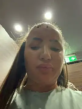 Beautydiamond - Take off my wet penties and taste it