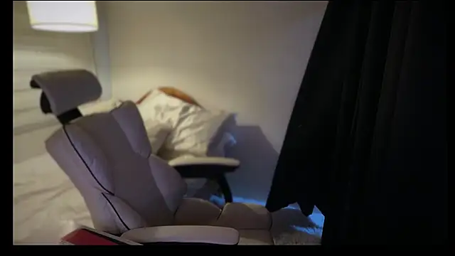_XXXKittyTingles - RIDE DiLDO 🤠🙈🥵