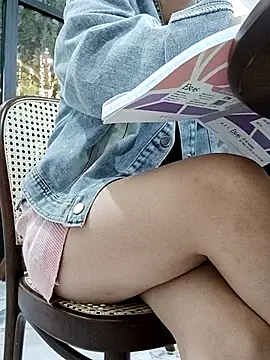 Lubeyou_KT - Off panties+3min ctr at the coffe shop