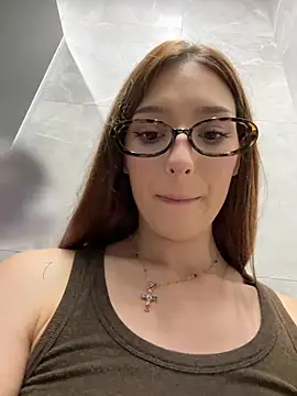 LilluKatten - tease u with top + massage cute tits 💓