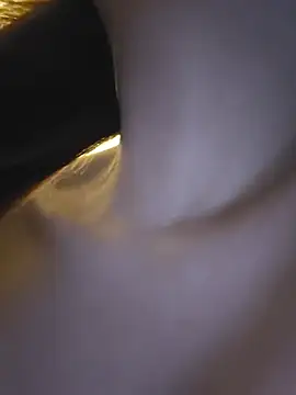 Julii_Sw - spank ass x 5 times🔥🍑