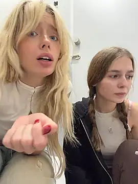 PollyLolly - Knee-deep PANTS Polly + cameltoe PUBLIC