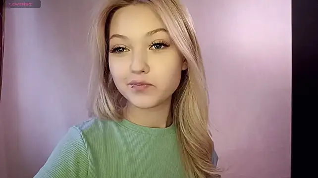 ChantellStremmel - add water on my little tities