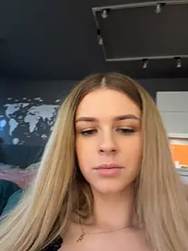 Love_Bri - Make my pussy fucking hot
