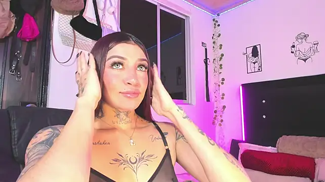 Anna_belly