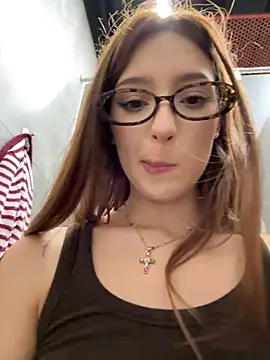 LilluKatten - tease u with top + massage cute tits 💓
