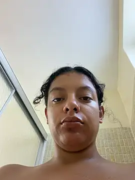 Allybluee777 - Squirt +3 min control