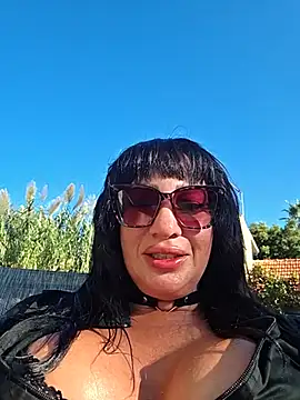 TheGoddessBianca - KEEP ME ON FOR A FEW HOURS