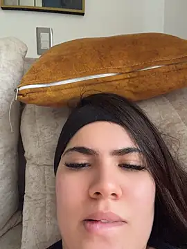 Valenhill@xh - fuck me pussy and much cum
