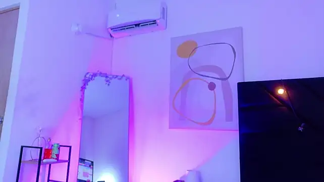 Littleebonny - RIDE DILDO 🔥