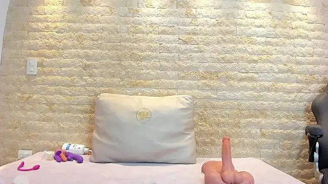 Jade_heartt - Show me your ass, Jade 🤤🤤