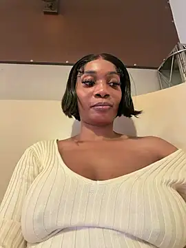 ___Nessa - Toy on hard clit til squirt public#