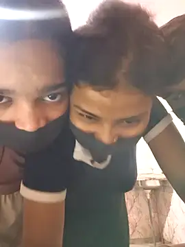 Lela_-Majno_'s Live XXX Chat