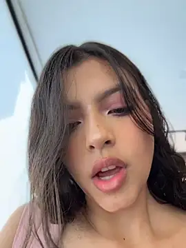 Natalia-acosta - THREE FINGERS UNDER THE TABLE + CREAM 🥵