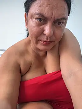 Horny-Mommy-Dirty - Squirt