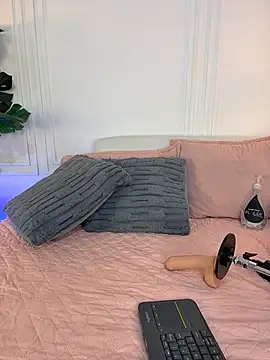 Thalia_Rossee - deepthroat deper