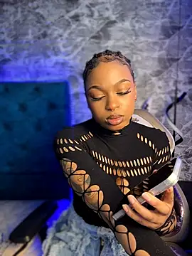 Melany_Williams - NAKED SHOW AND OIL IN YOUR BODY