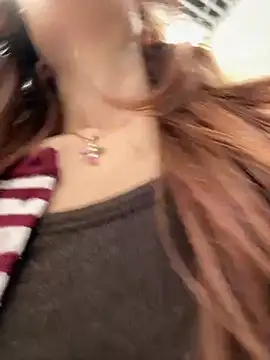 LilluKatten - tease u with top + massage cute tits 💓