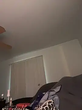 Reecieofficial - Toy Tease (External)