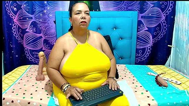 Mrs_scarlett - suck boobs