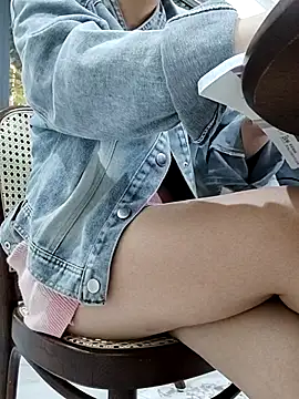 Lubeyou_KT - Off panties+3min ctr at the coffe shop