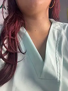 Nahomy_benet
