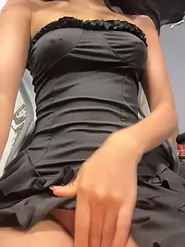 _miapetite - open ass, zoom✨🍑