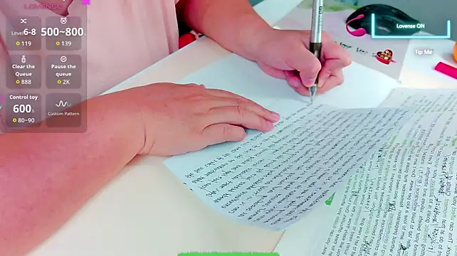 Angel99ecup - 看BB丝袜脚脚小粉插入菊花手指疯狂抽插到菜单下单