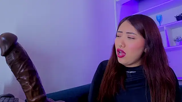 Saelivrae - spit stroke black dildo