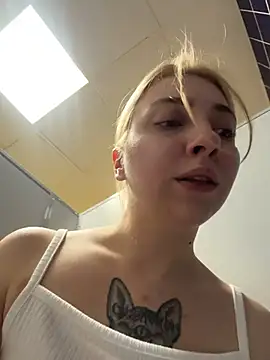 Sunny___Bunny - moan in public