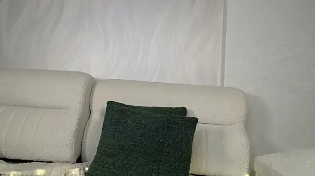 Lillit_vivit - Topless ride the pillow