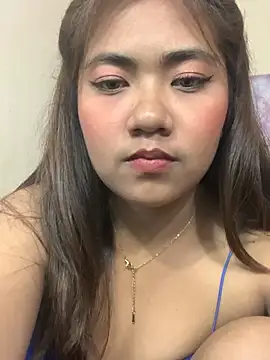YaraSmith - topless and playing nipple
