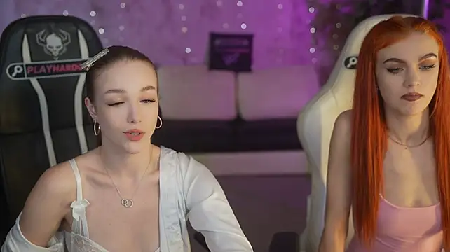 Ella_054 - show tits Ella /Natasha /Lexi 1 g