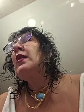 LaliaMia - I'll sit on your face with my pussy