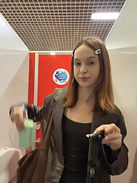 Outdorable - Take off top&make tits wet w saliva