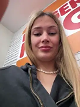 Blonde_exe - dildo ride naked at bk under desk