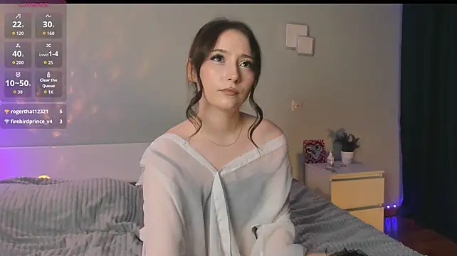 Lunbunnny - risky tease my top