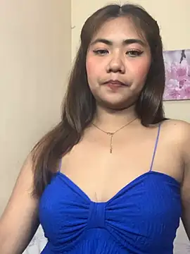 YaraSmith - topless and playing nipple
