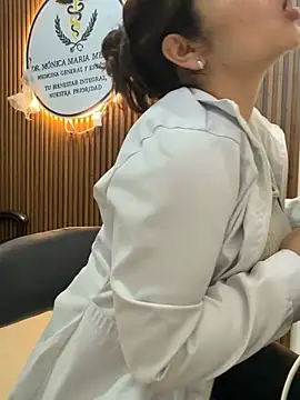 Dr_Nathalia_28